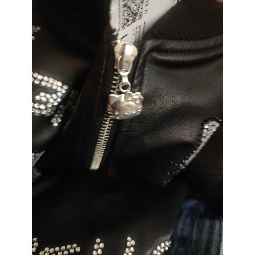 FOREVER 21 x Hello kitty Rhinestone Bomber Jacket Large Deadstock NWT New D50 - Picture 5 of 6